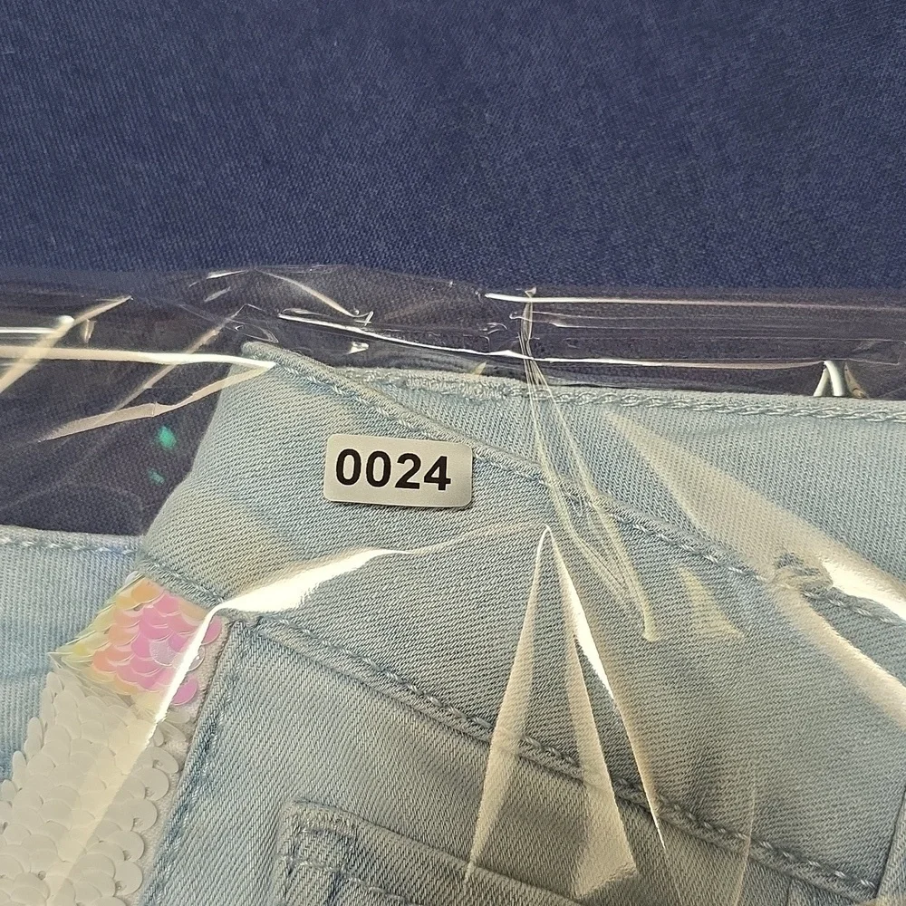 Cat & Jack girls jean shorts with sequins super stretch size L (10-12)